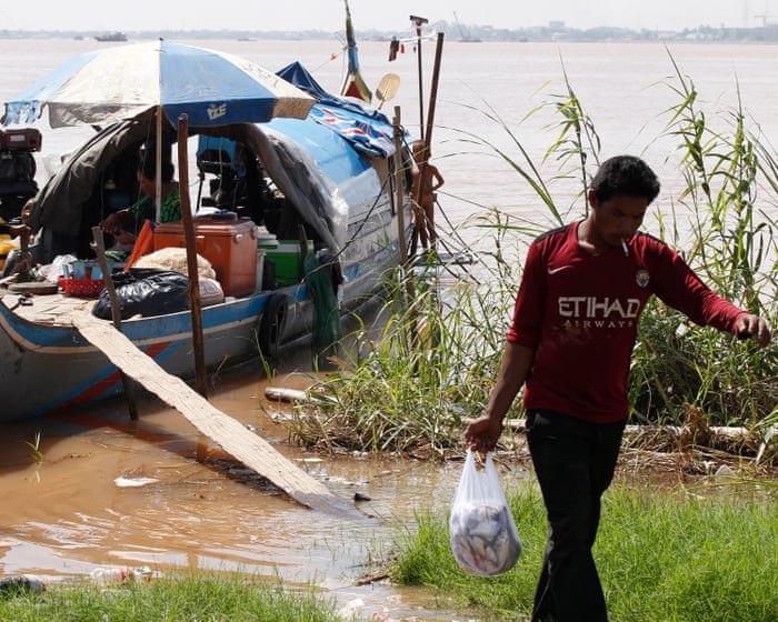 Weather tracker: Super Typhoon Sinlaku threatens Mariana Islands