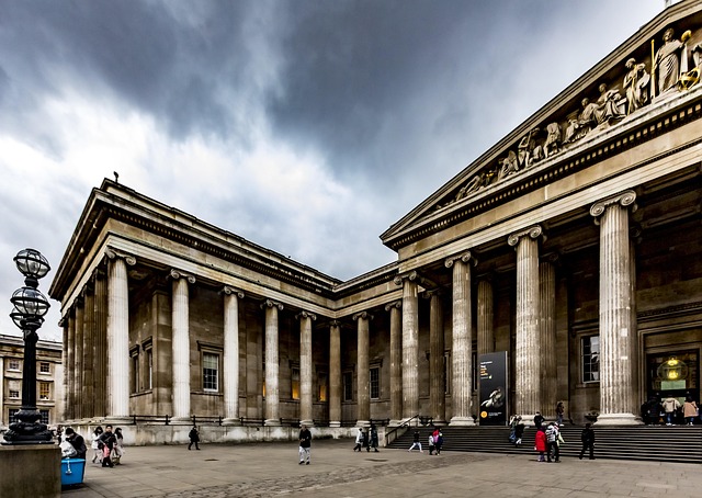 The Bayeux Tapestry in London: 'A diplomatic operation that almost never happened'