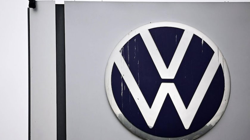 Volkswagen zegt arbeidsovereenkomsten op, bonden reageren boos