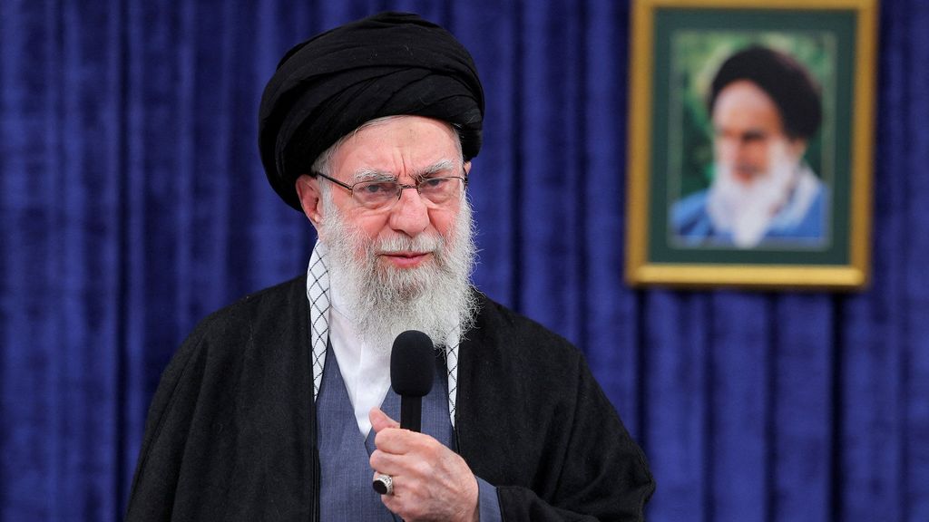 Iraanse leider Khamenei gedood bij Amerikaanse en Israëlische luchtaanvallen