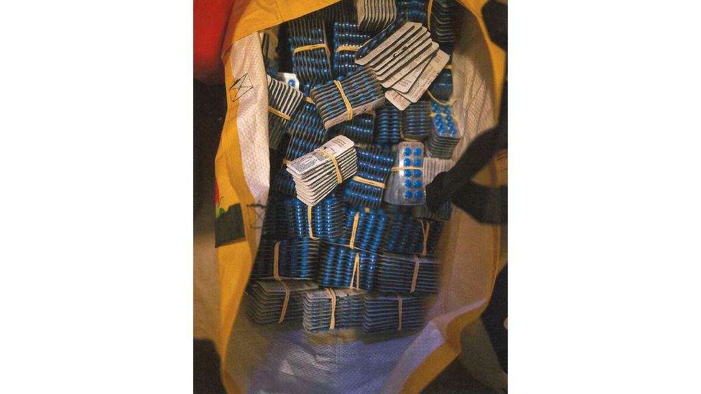 Verdachte neppillensite had vrachtwagenlading vol medicijnen en drugs in huis