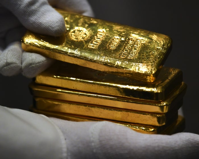 Gold price tops $4,000 for first time as investors seek safe haven
