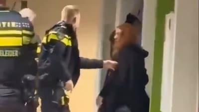 Zwangere vrouw die in azc Zeist op de grond werd gegooid door agent, doet aangifte