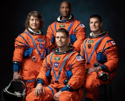 Voor het eerst een vrouw, zwarte astronaut en niet-Amerikaan richting de maan: alles over de maanmissie