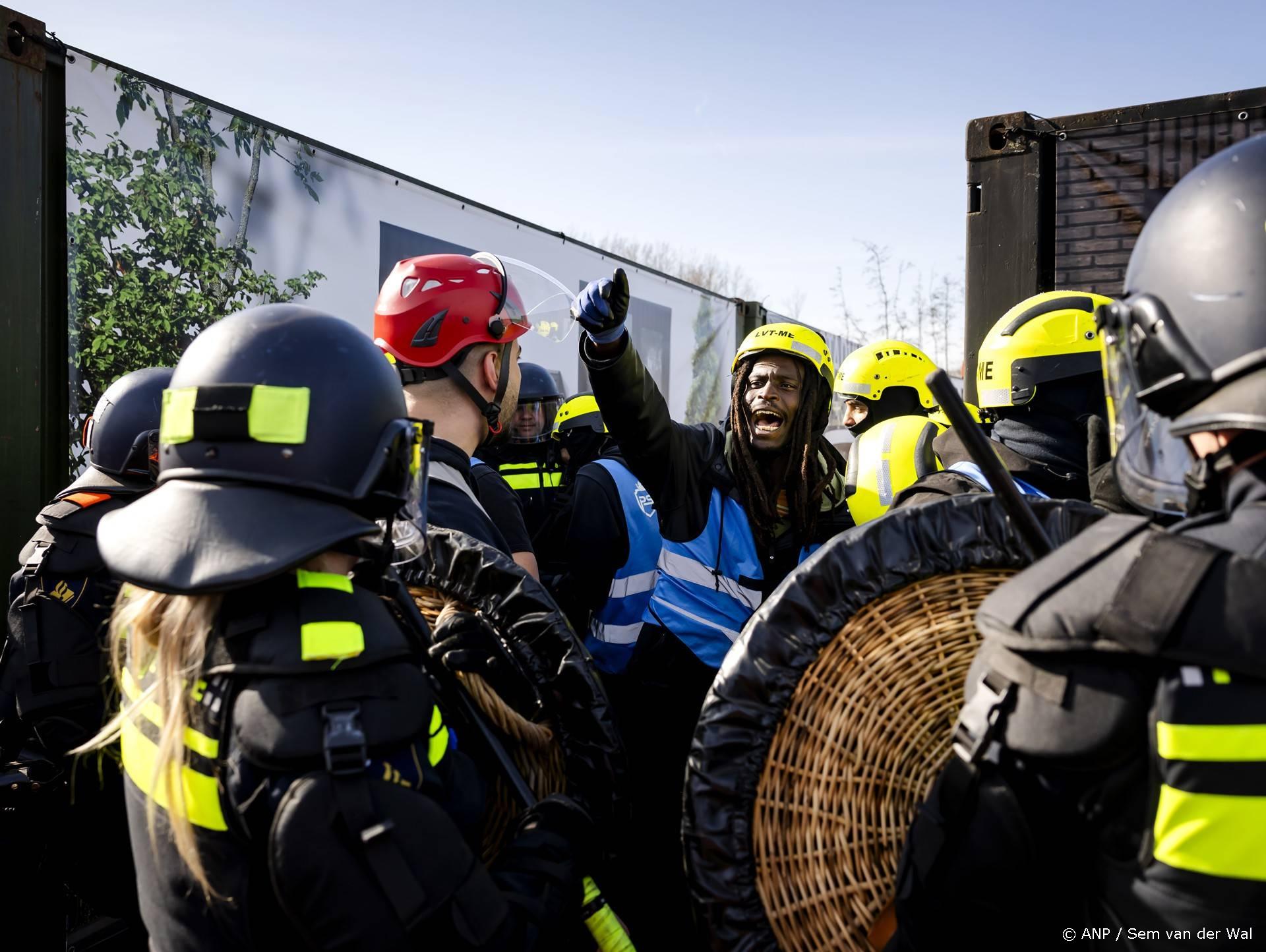 Politie: weer meer en heftiger geweld tegen agenten vorig jaar