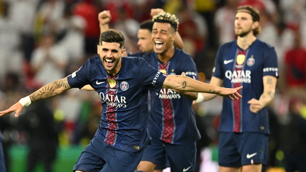 PSG verslaat Arsenal na strafschoppen en wint opnieuw de Champions League