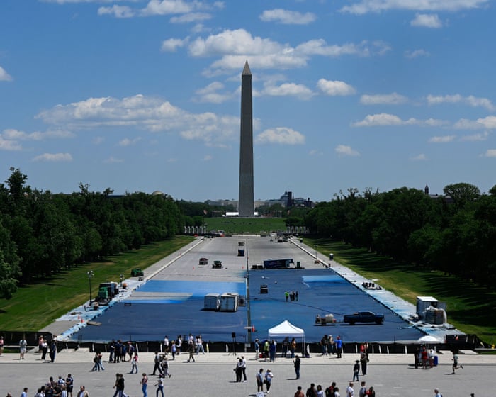 Lawsuit seeks to halt Trump's makeover of Lincoln Memorial reflecting pool
