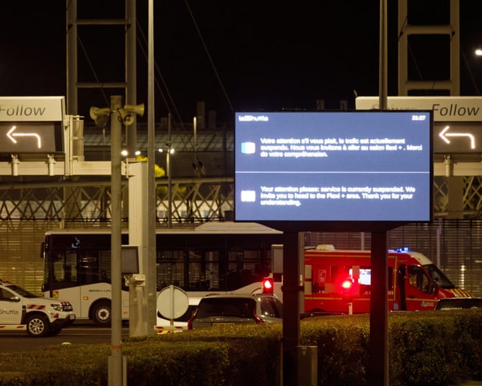 Nineteen injured in collision between minibus and train on Eurotunnel loading platform