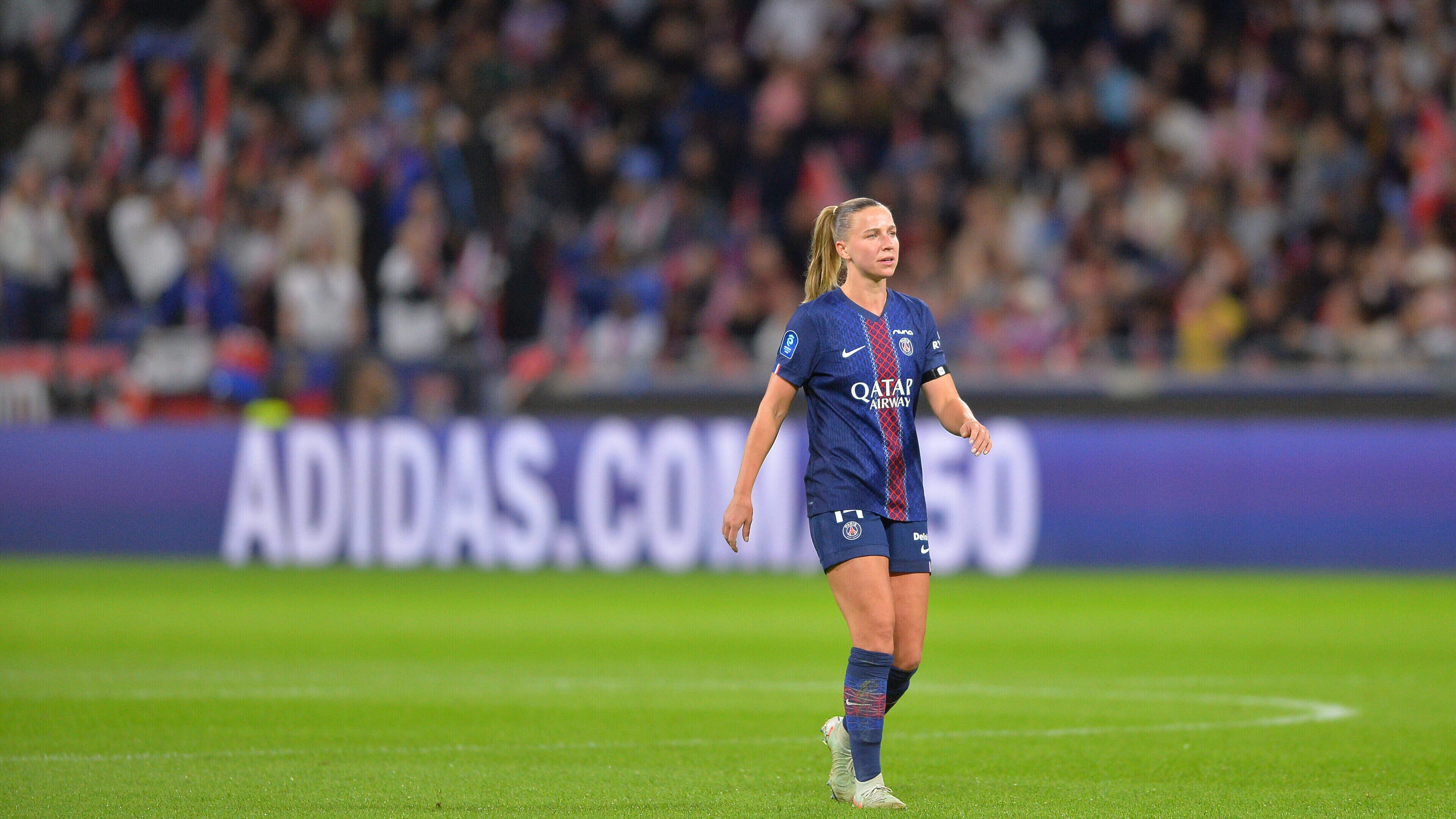 Na Daphne van Domselaar vertolkt ook Jackie Groenen ongelukkige hoofdrol in Champions League