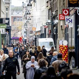Consumentenvertrouwen in mei verder gedaald door oorlog en onzekerheid