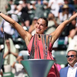 Sabalenka verslaat Rybakina nu wél in slopende driesetter en wint Indian Wells