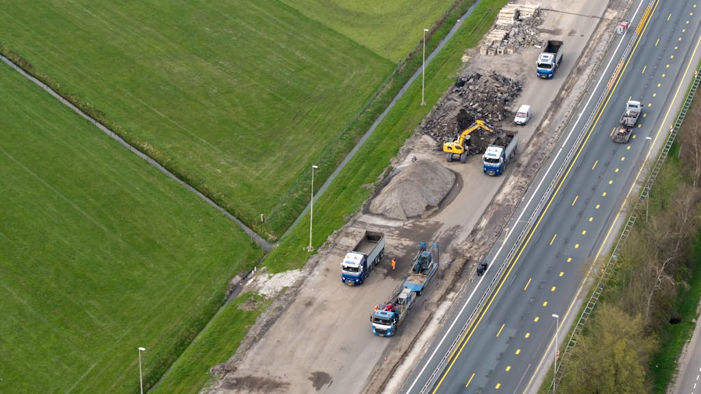 Wegen nog altijd kapot na winterweer, maar geldgebrek vertraagt herstel: ‘Echt een probleem’