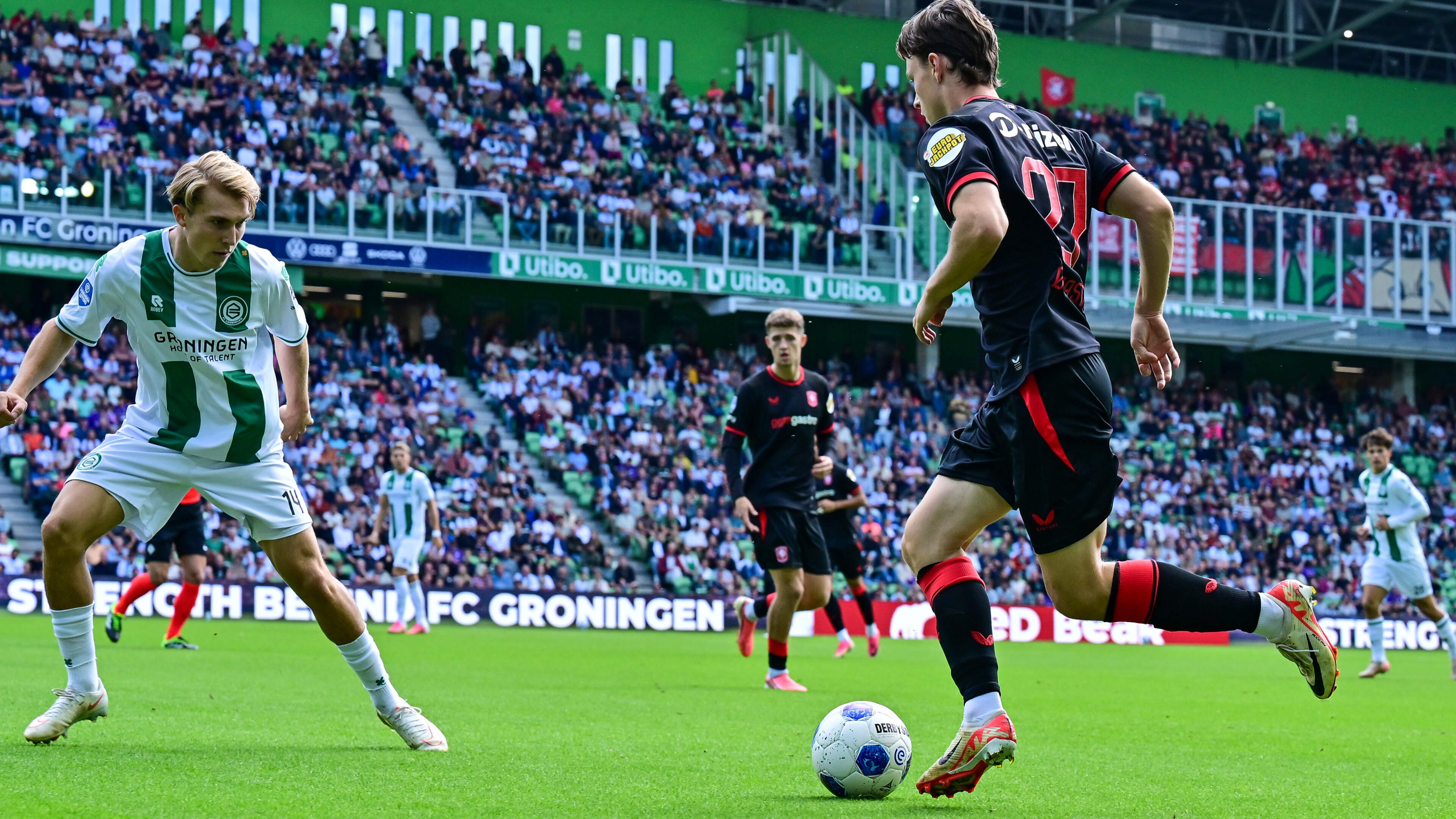 LIVE Eredivisie | Wout Weghorst zet FC Twente weer op gelijke hoogte bij FC Groningen