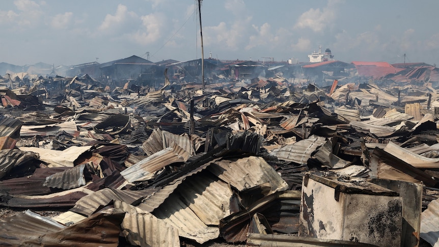 Thousands displaced as fire destroys homes on Malaysia's Borneo island