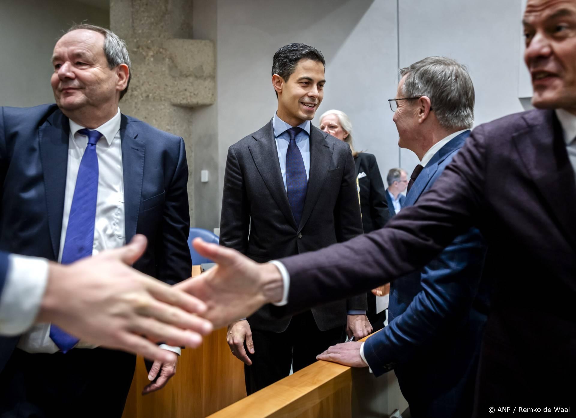 Kamermeerderheid wil dat kabinetsplan verhogen AOW ‘wordt verzacht’