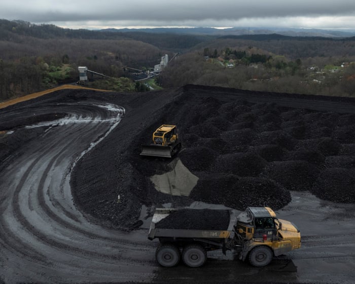 Trump to use wartime powers to dole out $700m to coal industry