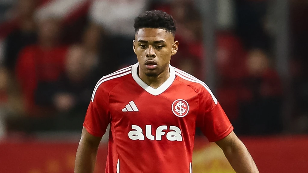 Bijzondere straf Braziliaanse voetballer: geschorst zolang slachtoffer geblesseerd is