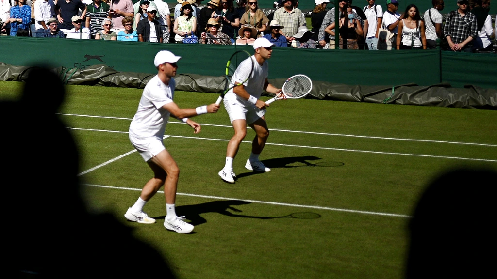 Drastisch besluit over dubbelspel in tennis dreigt: 'Je toekomst wordt je afgenomen'