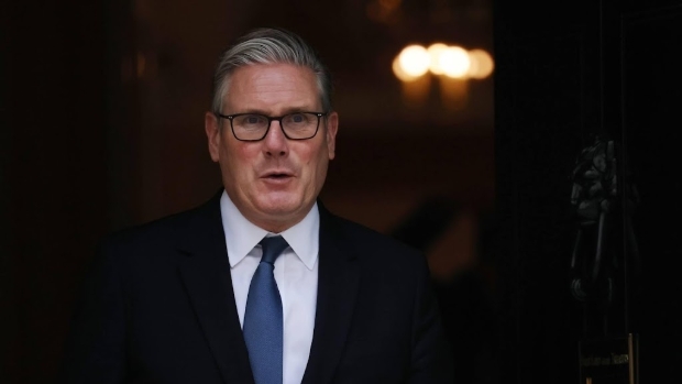 Brits parlement stemt over onderzoek naar misleiding door Starmer