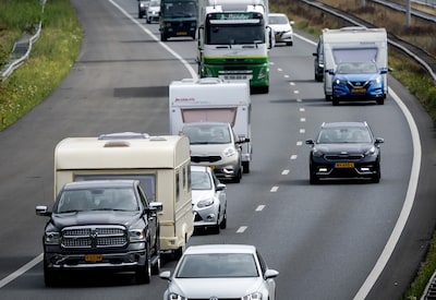 Files lopen snel op door vakantiedrukte: rond 15.30 uur al 744 kilometer file