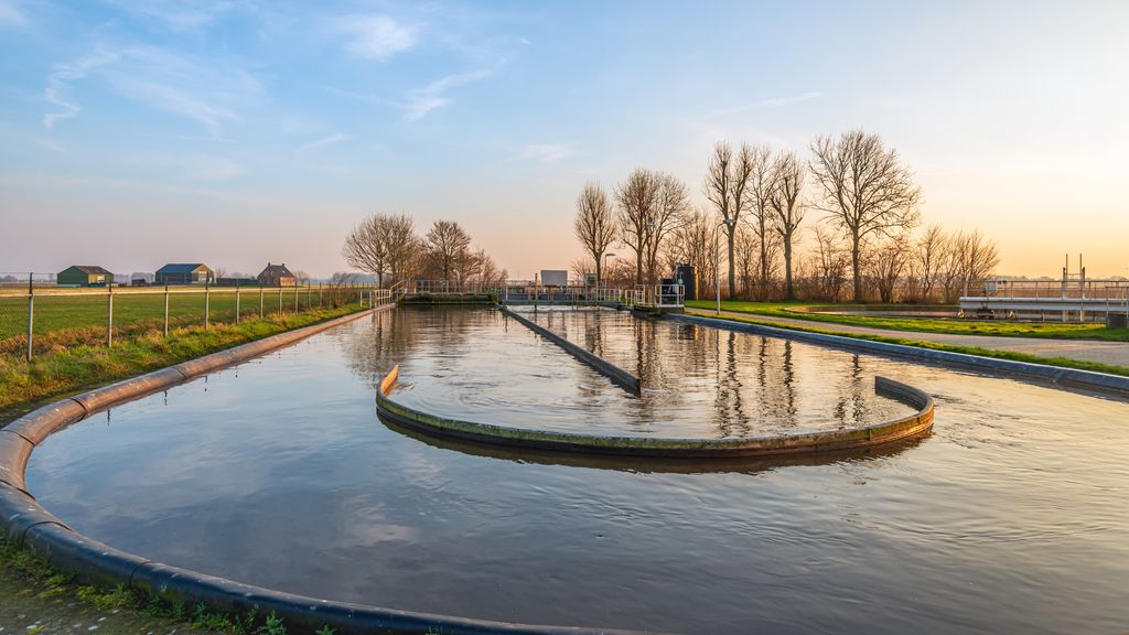 Rekenkamer kritisch op toezicht vervuilende lozingen: 'Ontoereikend en zorgwekkend'