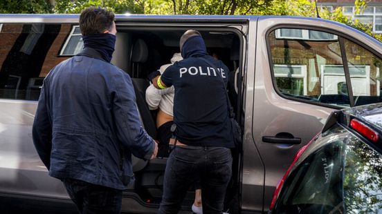 Man verstopt zich in bed om straf te ontlopen