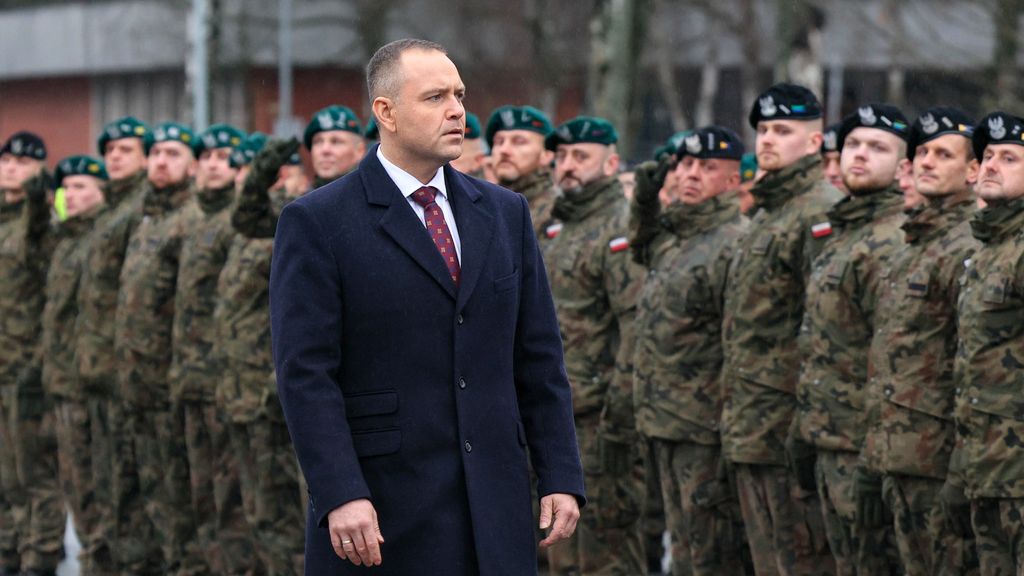 President Polen blokkeert Europese miljarden voor Poolse defensie