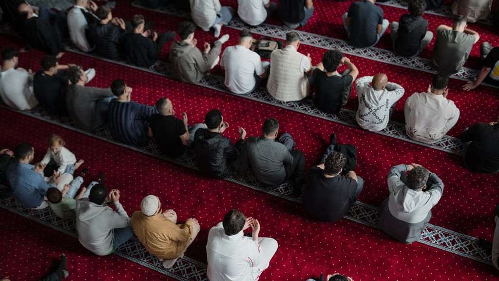 Boete voor tien gemeenten die onderzoek deden naar moslimgemeenschappen