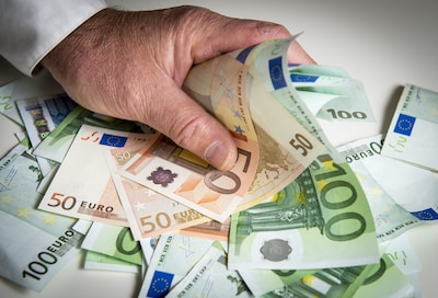 Economie Nederland groeit harder in tweede kwartaal, vooral door hogere consumptie