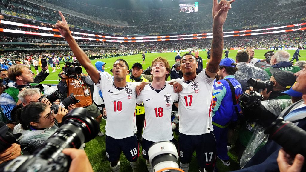 Engeland houdt met tien man stand in thriller tegen Mexico