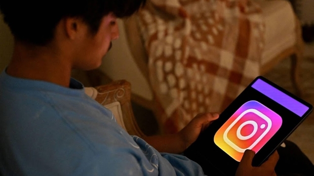 Instagram gaat ouders waarschuwen als tiener op zelfmoord zoekt