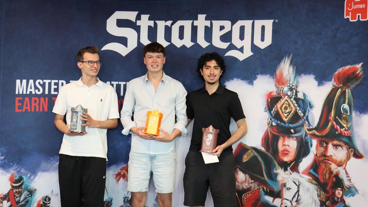 Sem (22) is wereldkampioen Stratego: 'Dit pakt niemand me meer af'