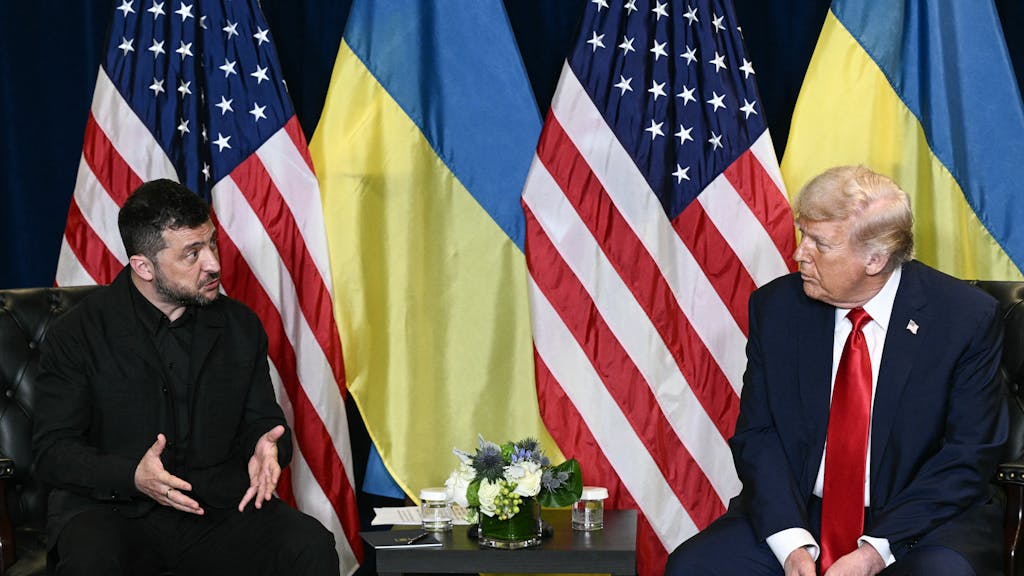 ‘Trump lijkt bereid verder te gaan in steun aan Oekraïne dan Biden’