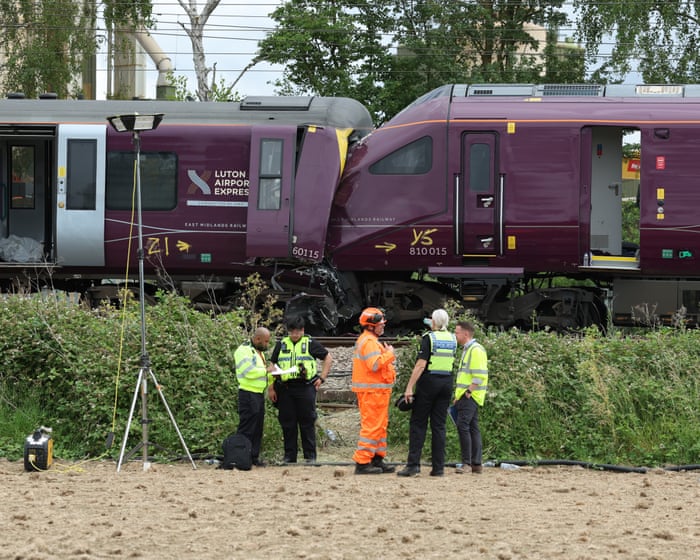 Bedford crash occurred after train passed red signal and was not stopped, investigators believe