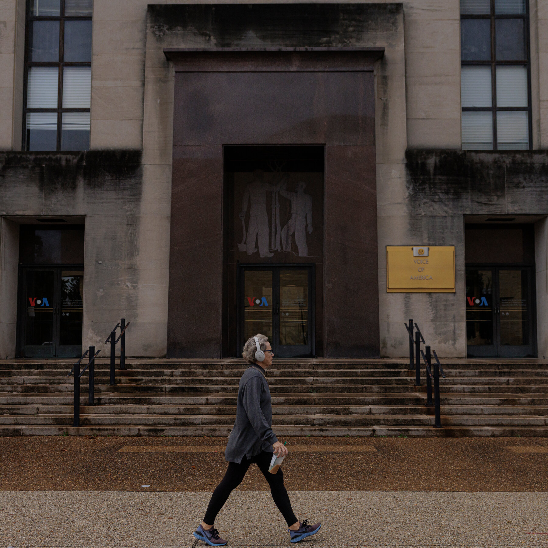 Judge Orders Voice of America to Restart All News Operations