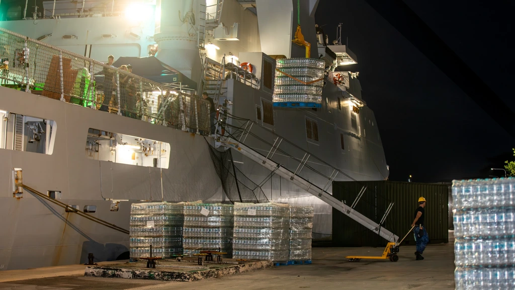 Nederlands schip met noodhulp in Venezuela