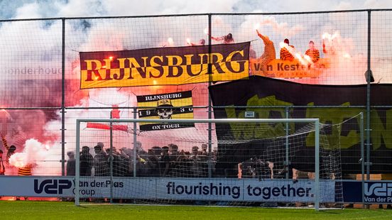 Ballenjongen Quick Boys komt terecht in fakkelregen, supporters Rijnsburg tonen berouw