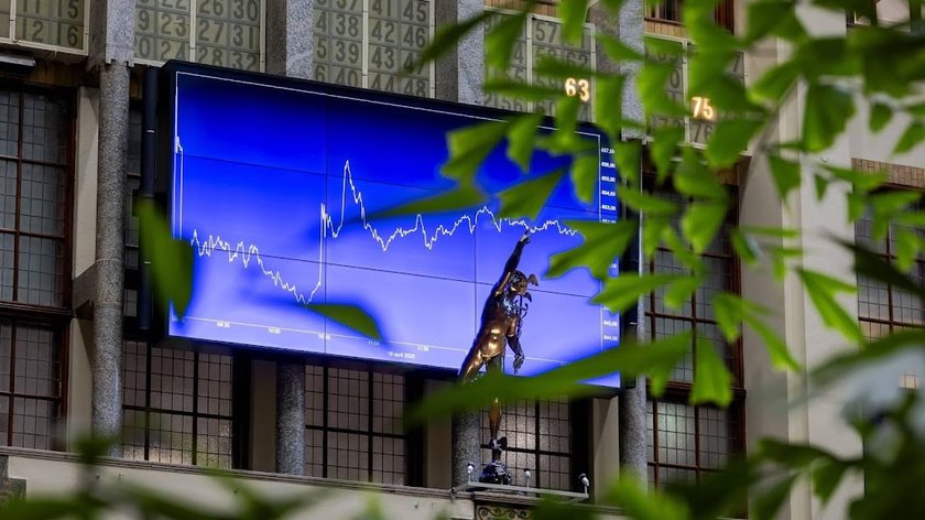 Chipbedrijven dalen op vlakke AEX in aanloop naar cijfers Nvidia