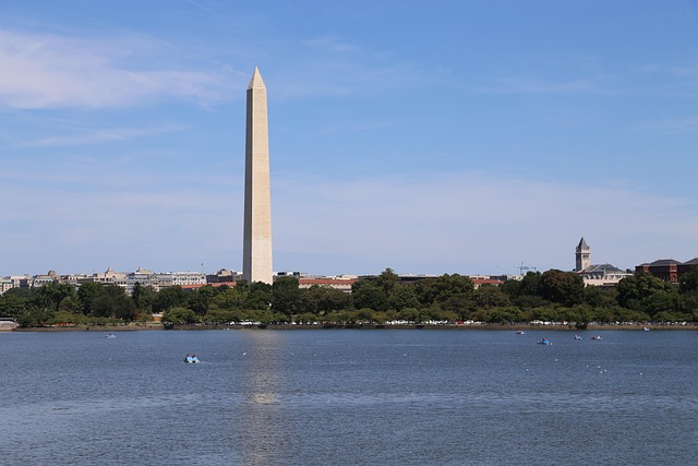 Secret Service shoots armed man near White House