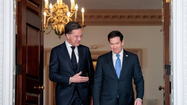 Rutte valt Trump bij in kritiek op Europese bondgenoten om Iran