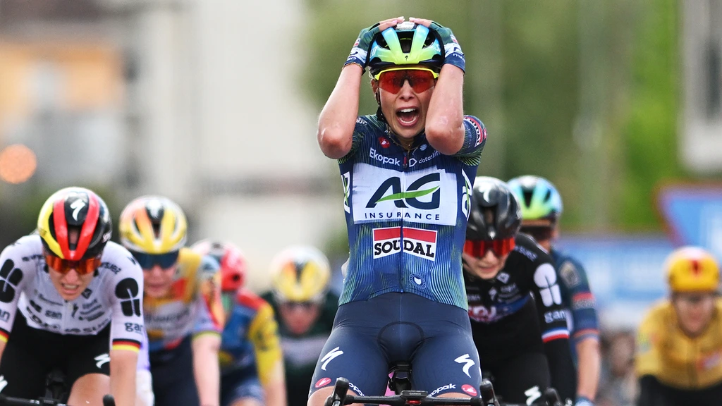 Bossuyt pakt etappezege in Vuelta Femenina, eerste winst na dopingschorsing