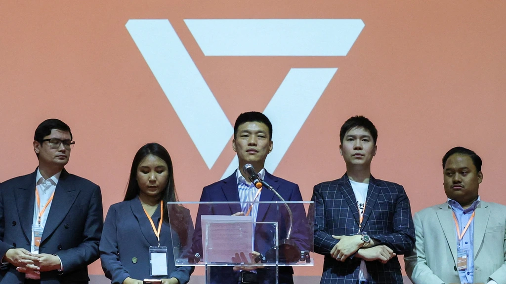 44 Thaise politici vervolgd die majesteitsschenniswet wilden versoepelen