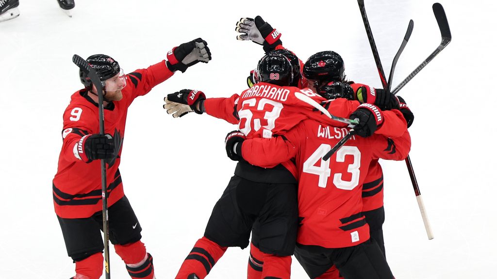 Canada klopt Finland in slotminuut en is eerste finalist in olympisch ijshockeytoernooi
