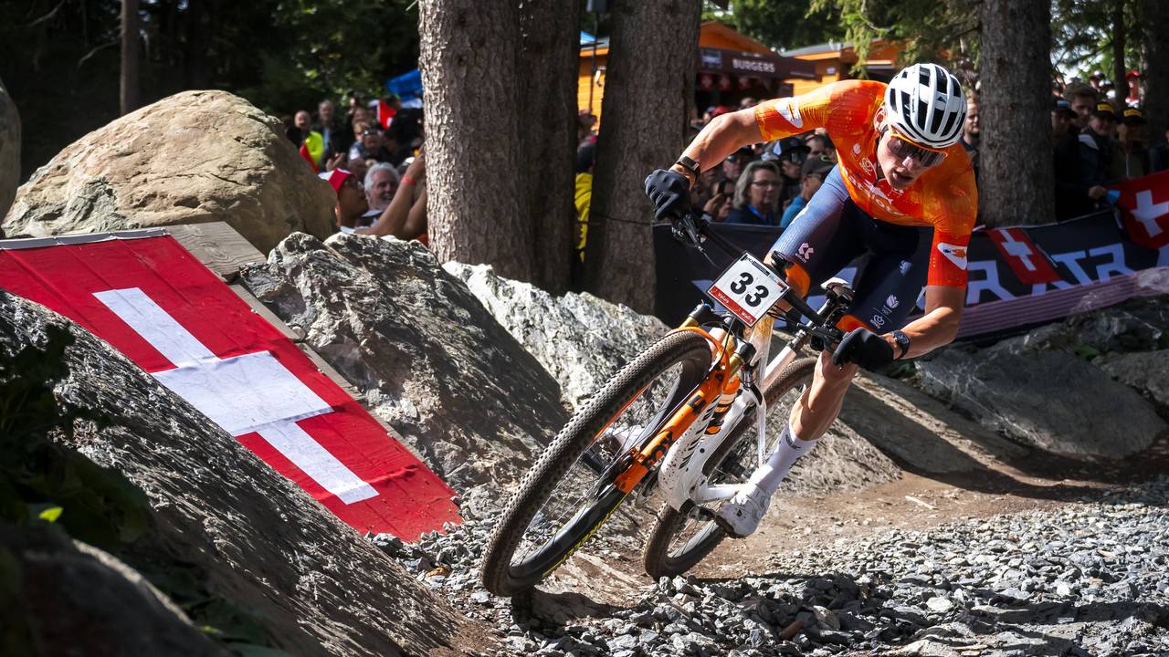 Na mislukt WK mountainbike laat Van der Poel WK gravel schieten