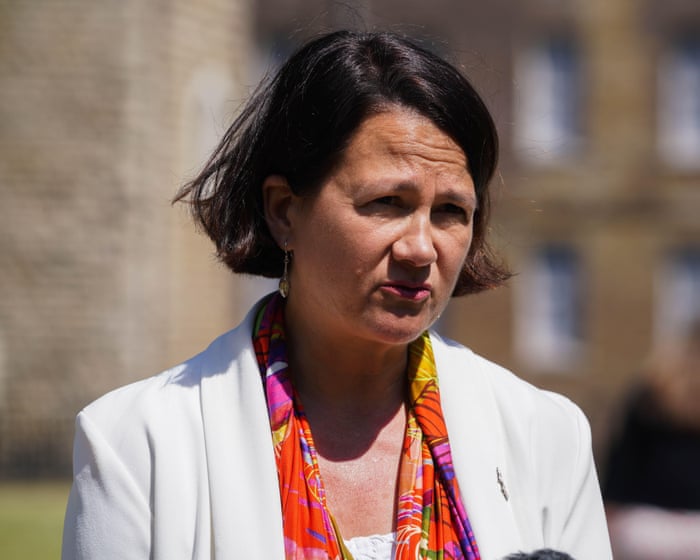 Labour MP says she will trigger leadership contest by Monday if cabinet does not launch challenge – ask it happened