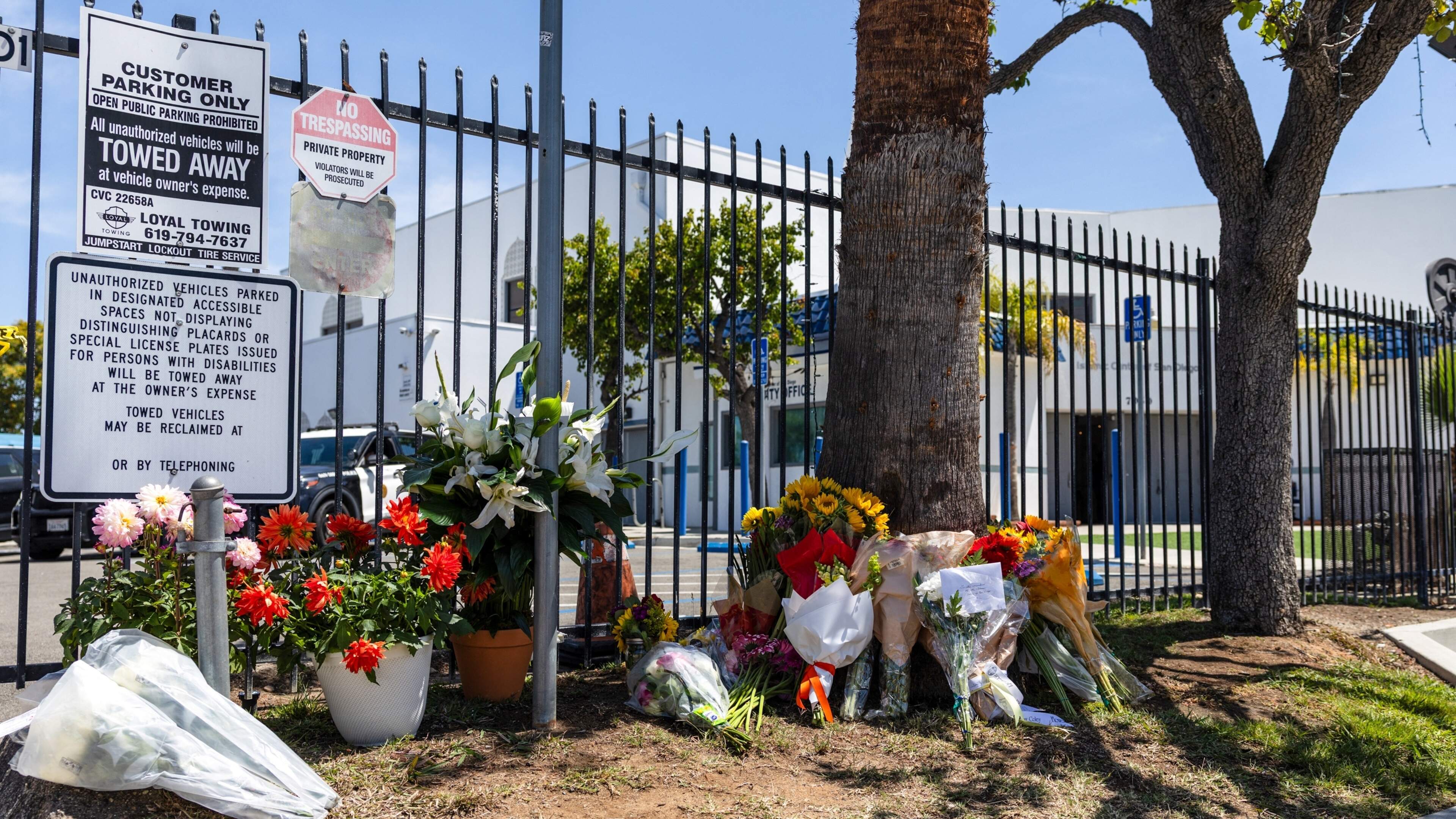 FBI vindt manifest van schutters moskee San Diego: ’Maakten geen onderscheid in wie ze haatten’