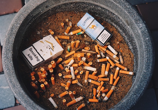 Ex-Surgeon General says social media needs to be regulated "similar to cigarettes"