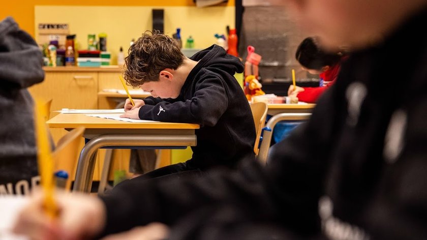 In 2030 nog maar één doorstroomtoets, later dan Kamer wilde