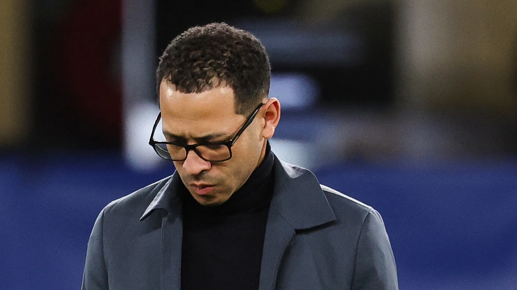 Rosenior binnen vier maanden ontslagen bij Chelsea ondanks contract tot 2032