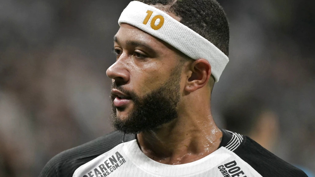 Ommekeer in contractsoap Depay: hij verlengt volgens voorzitter tóch bij Corinthians